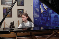 Концертная программа:Анна Сырнева исполняет произведения Рахманинова