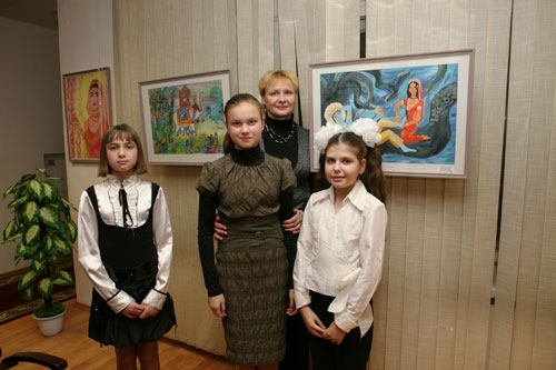 Лебедева Мария, Мешкова Елена и Кяшкина Екатерина - победители конкурса детского рисунка