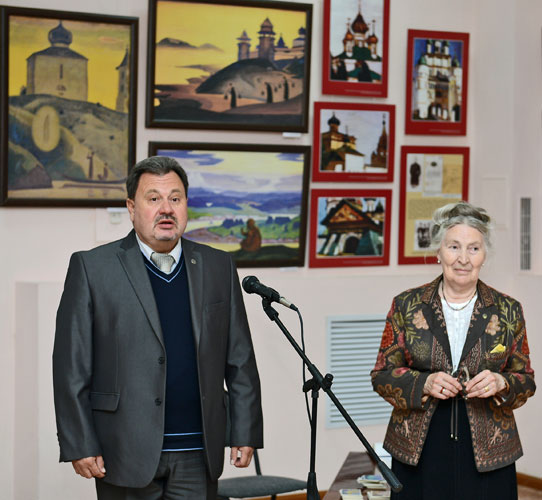 В.Е.Державец и Е.С.Белослудцева