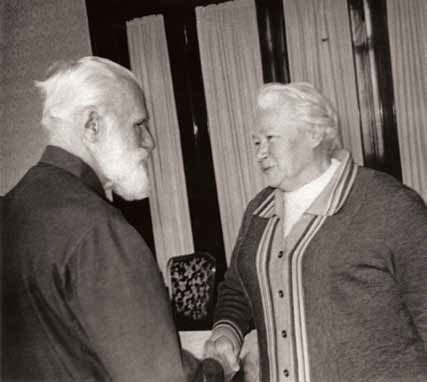 С.Н. Рерих и Л.В. Шапошникова. Москва, 1989