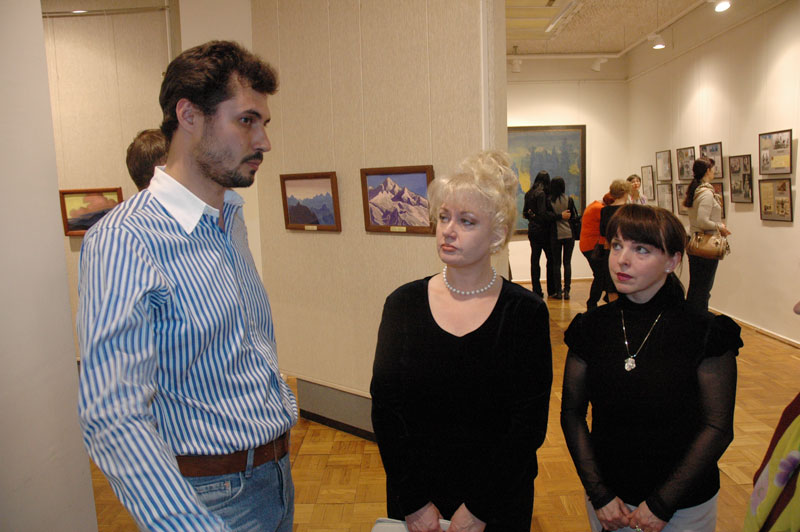 Экскурсия по выставке картин Н.К. Рериха в Мурманском областном художественном музее