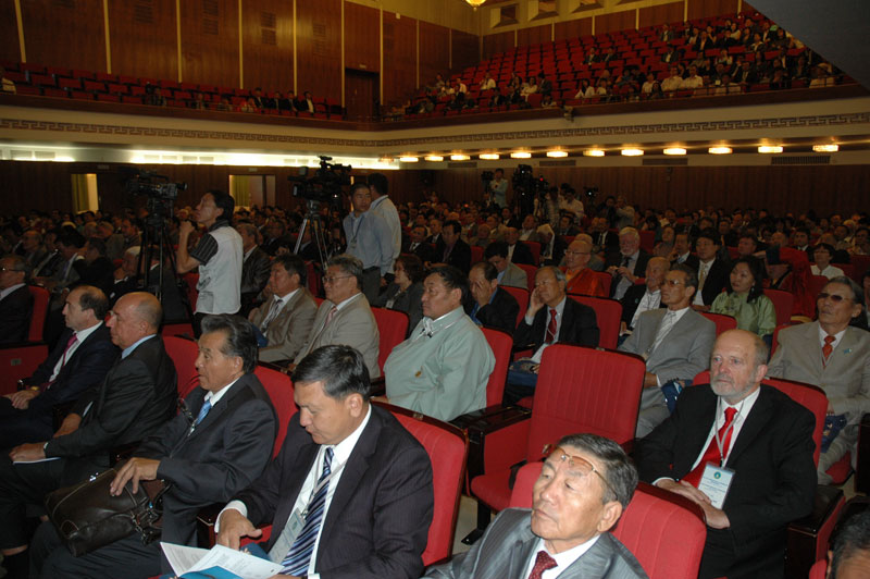 На торжественном открытии X Международного конгресса монголоведов