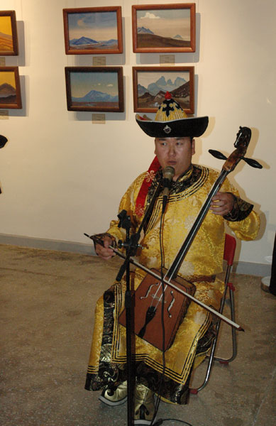 Национальная музыка и горловое пение на открытии выставки «Н.К. Рерих и Монголия»
