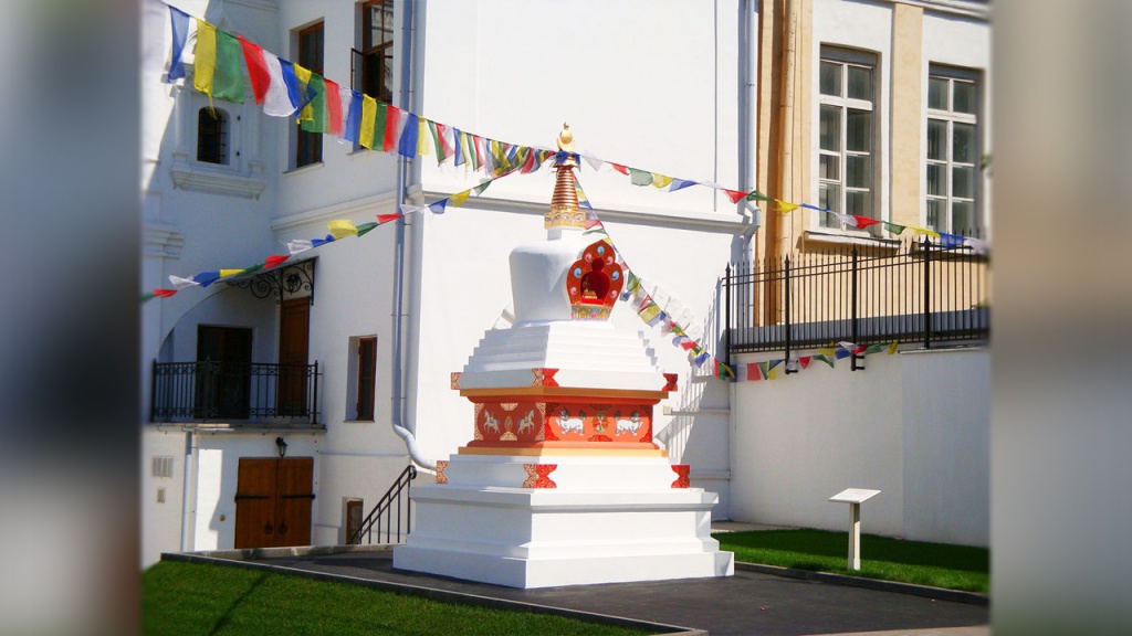 Буддийская ступа до захвата Музея